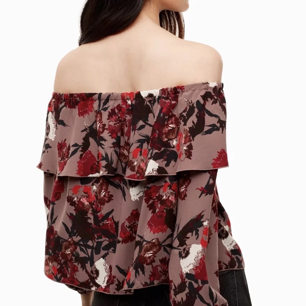 Wilfred Off-Shoulder Floral Blouse in Mauve with Red and Black Print - Picture 2 of 2
